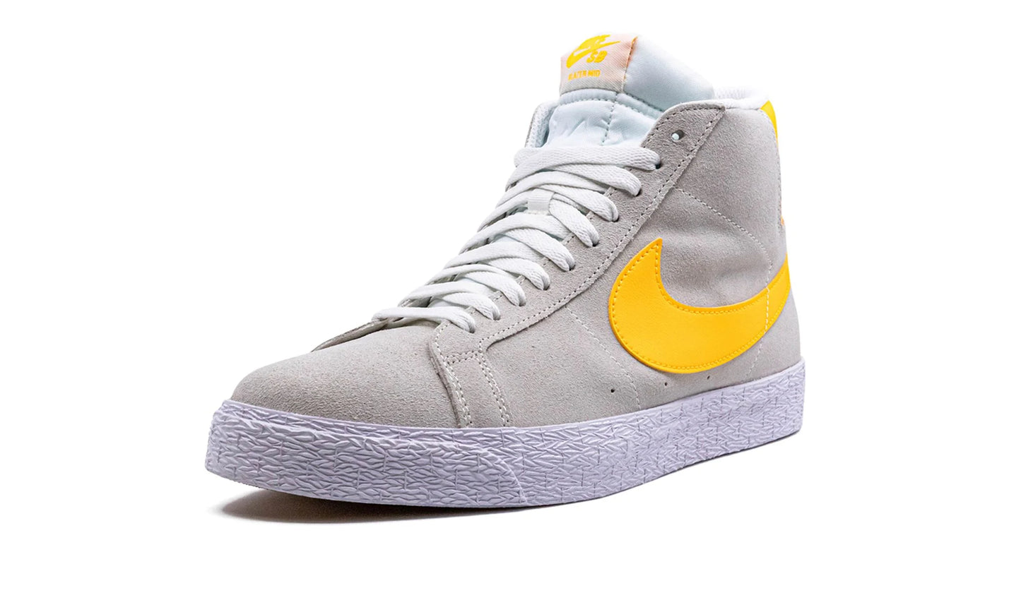 Nike SB Zoom Blazer Mid Summit White/Laser Orange