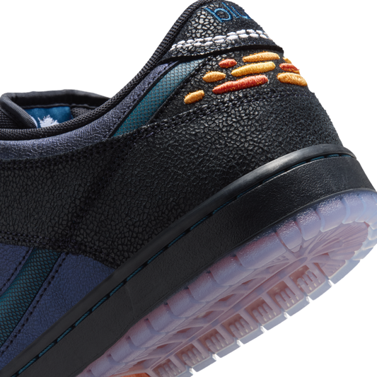 Nike SB Dunk Low x Bluetile