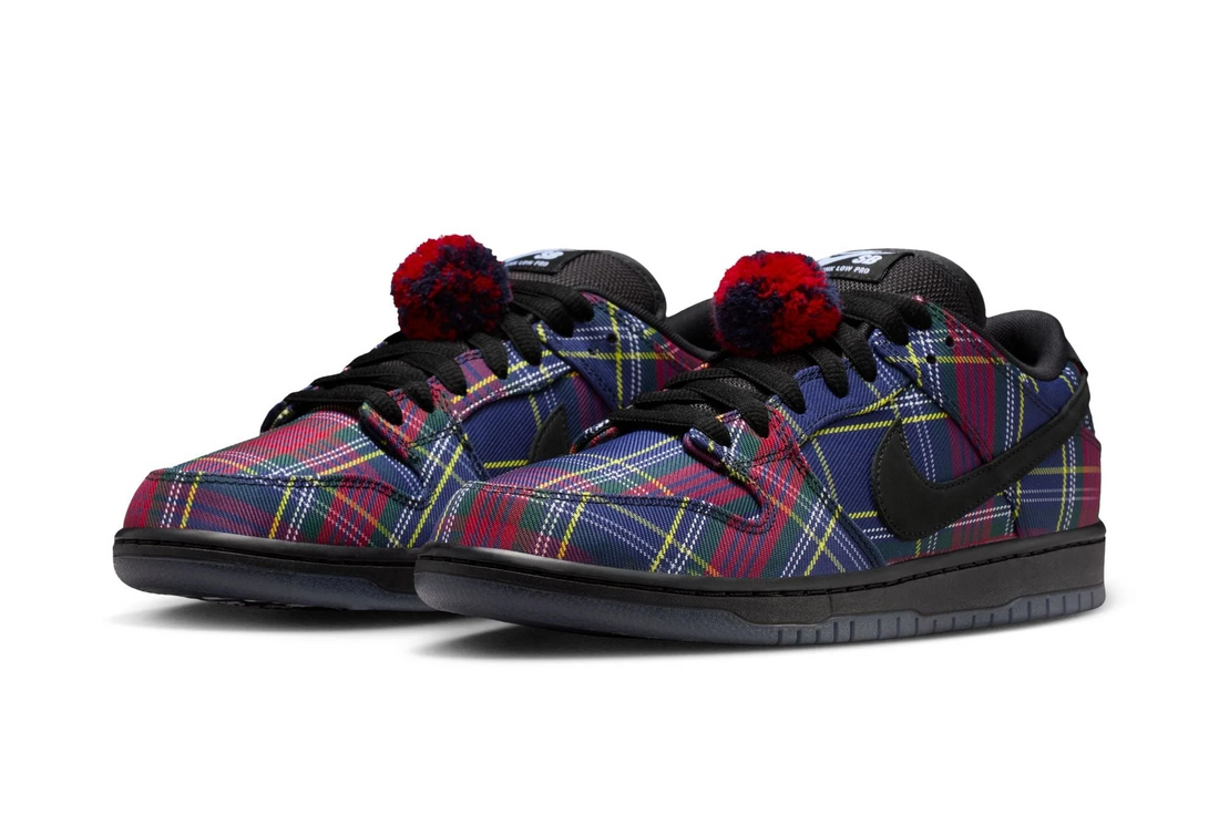 NARDWUAR x NIKE SB DUNK LOW