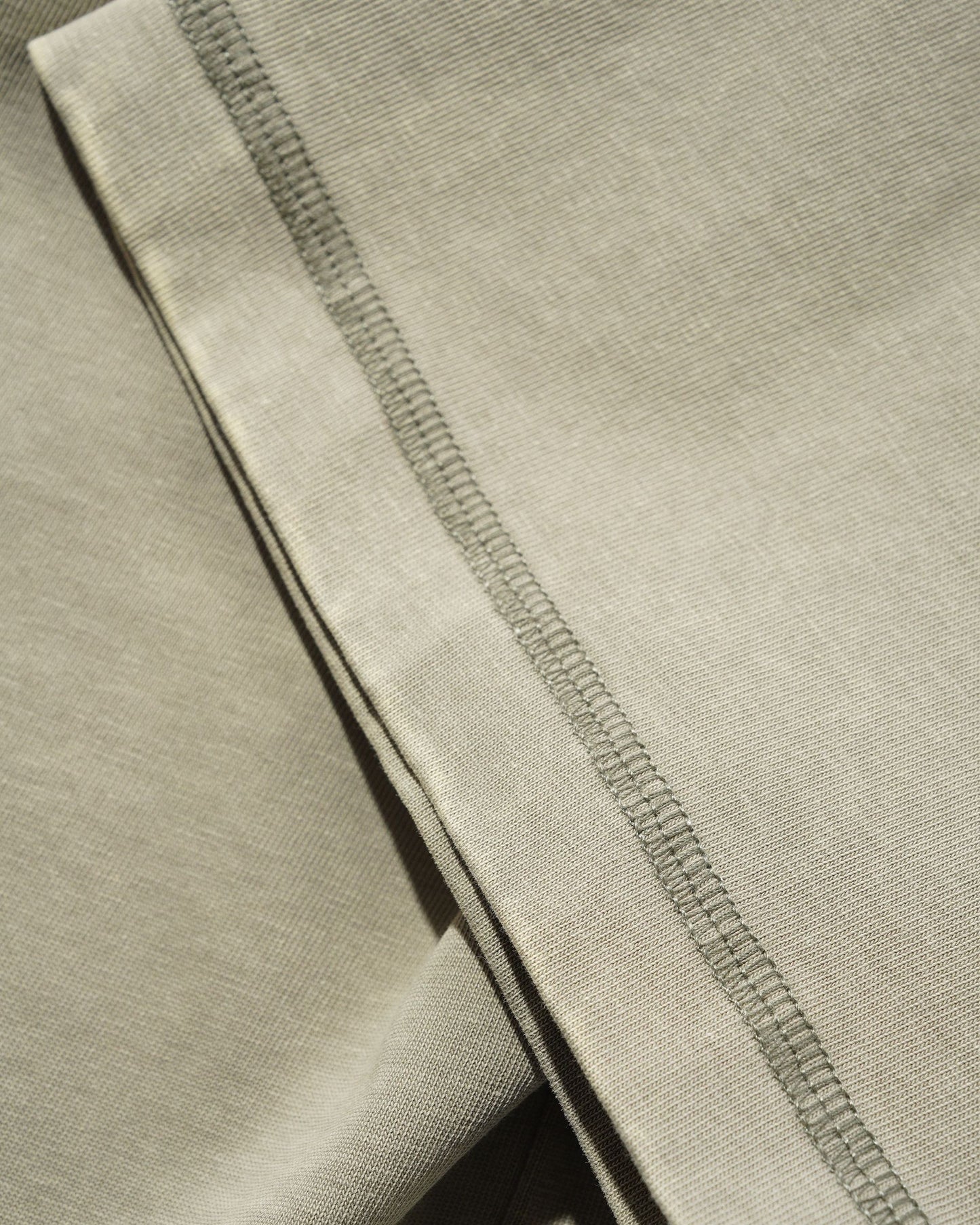 Butter Jive Overlock Stitch Tee: Distressed Cove