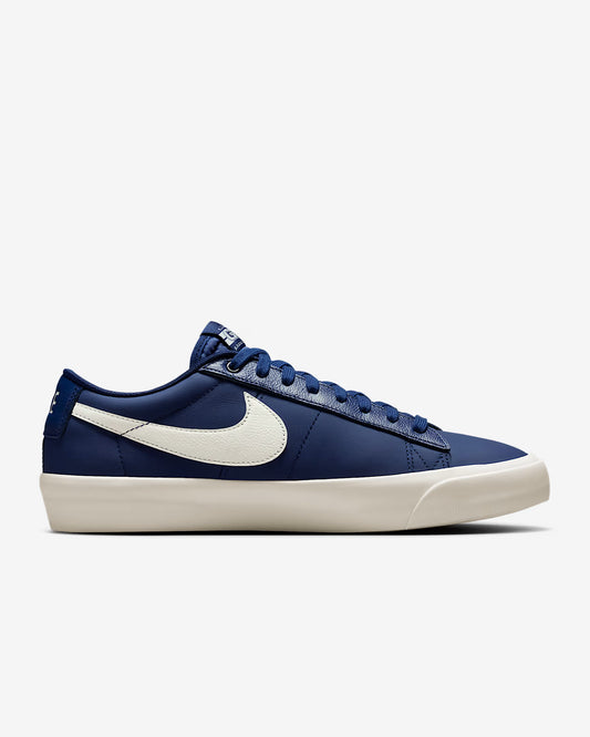 Nike SB Zoom Blazer Low Pro GT: Blue Void