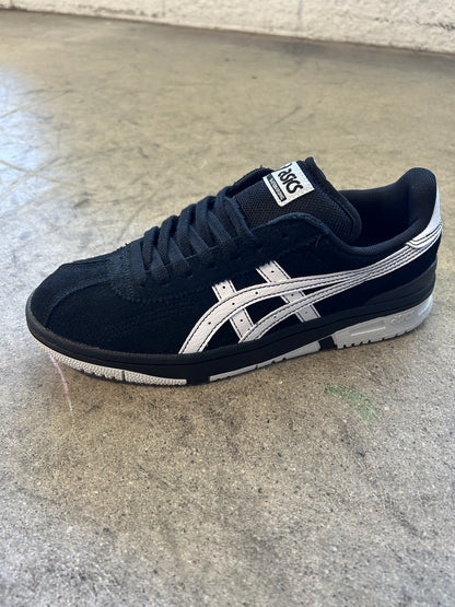 ASICS Vic NBD: Black/Bright White
