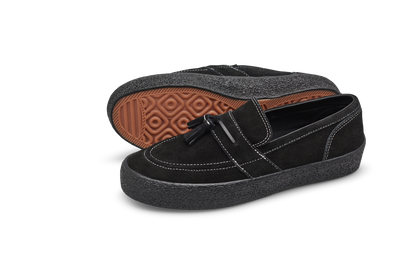 Last Resort VM005 Loafer: Black/Black/White Stitch