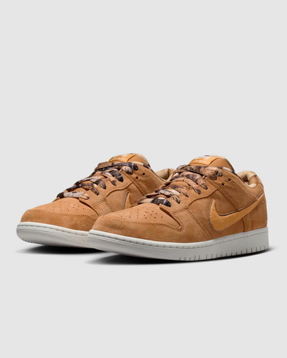 NOTE Manchester x Nike SB Dunk Low